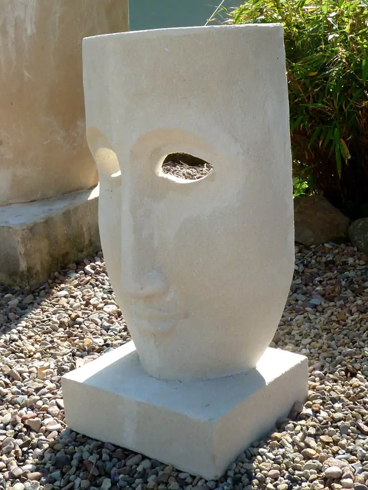  Product image 3 of the product “Mask on pedestal, cast stone ”
